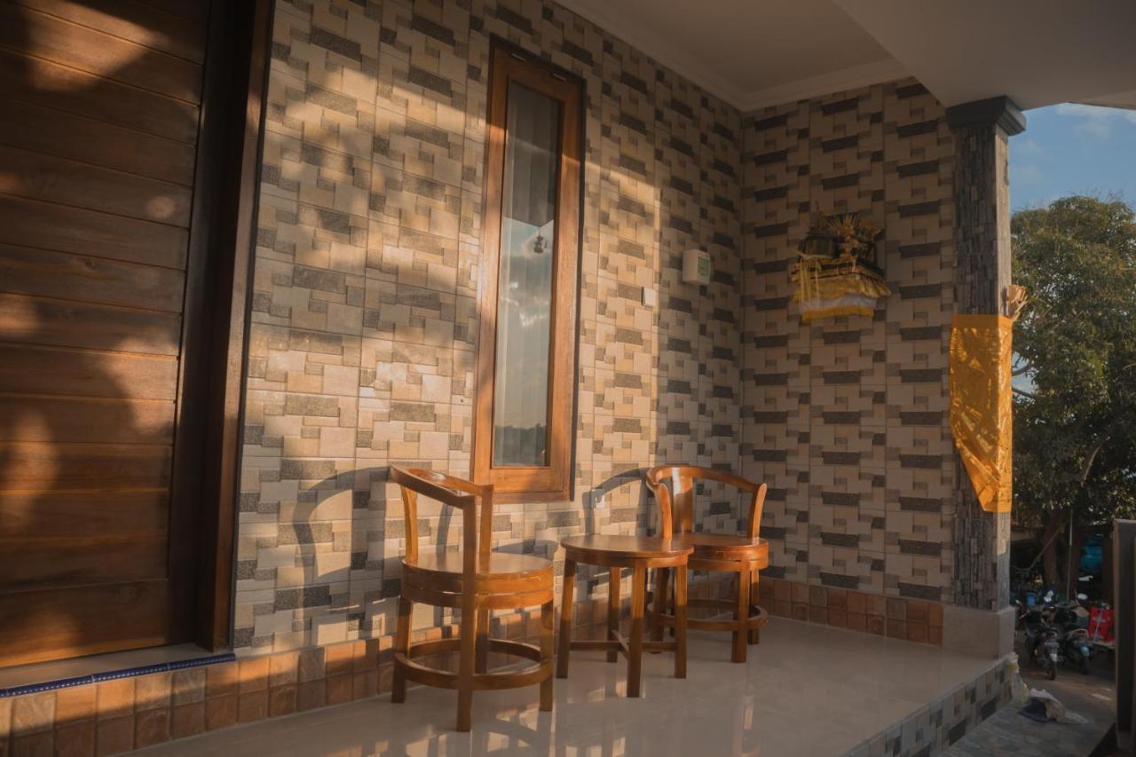 Prasi Sunrise Homestay Toyapakeh Exterior foto